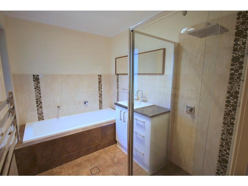 8 Trumpeter Avenue, Eden NSW 2551