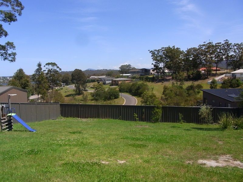 8 Trumpeter Avenue, Eden NSW 2551