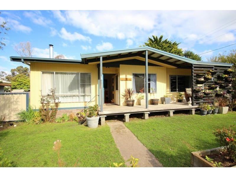 2 Linton Street, Eden NSW 2551