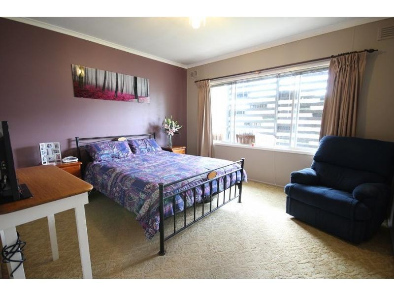 2 Linton Street, Eden NSW 2551