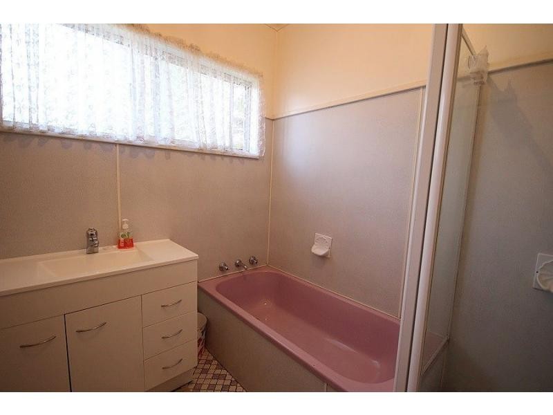 2 Linton Street, Eden NSW 2551