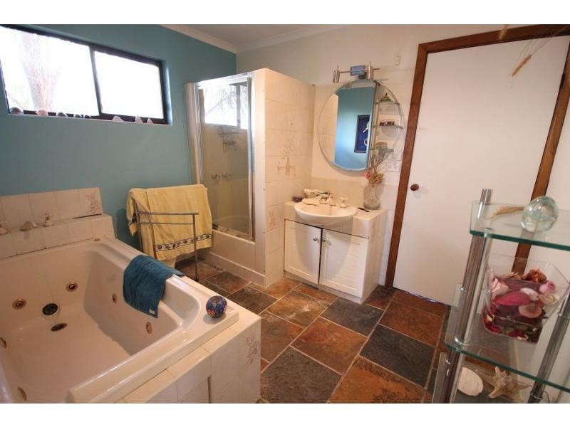 28 Bass Street, Eden NSW 2551