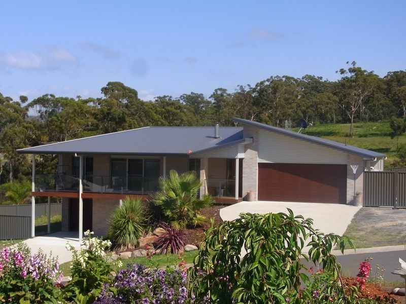 17 Trumpeter Avenue, Eden NSW 2551