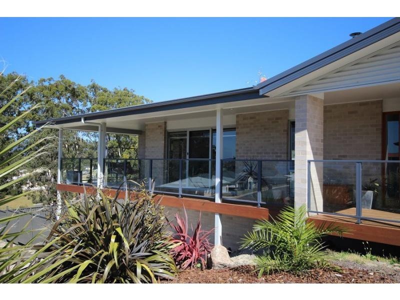 17 Trumpeter Avenue, Eden NSW 2551