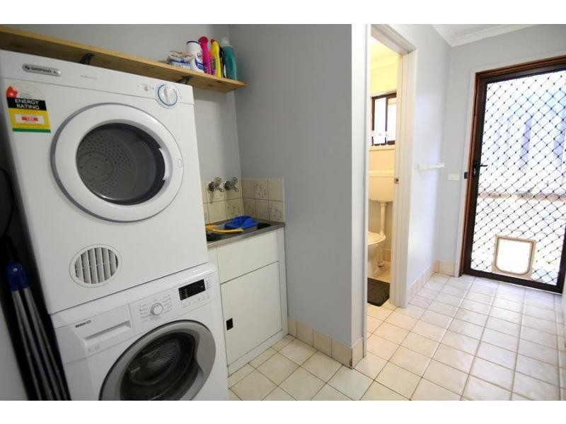 1-2/9 Wellings Court, Eden NSW 2551