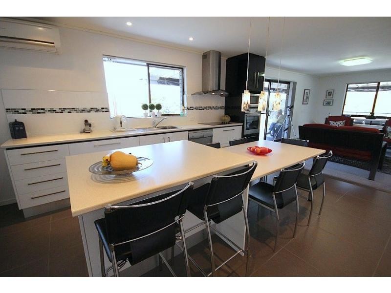 5 Andrea Street, Eden NSW 2551