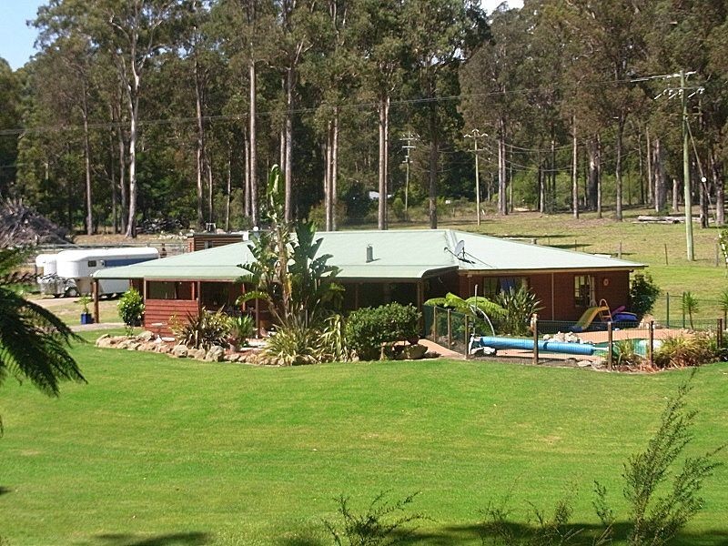 313 Back Creek Road, Lochiel NSW 2549