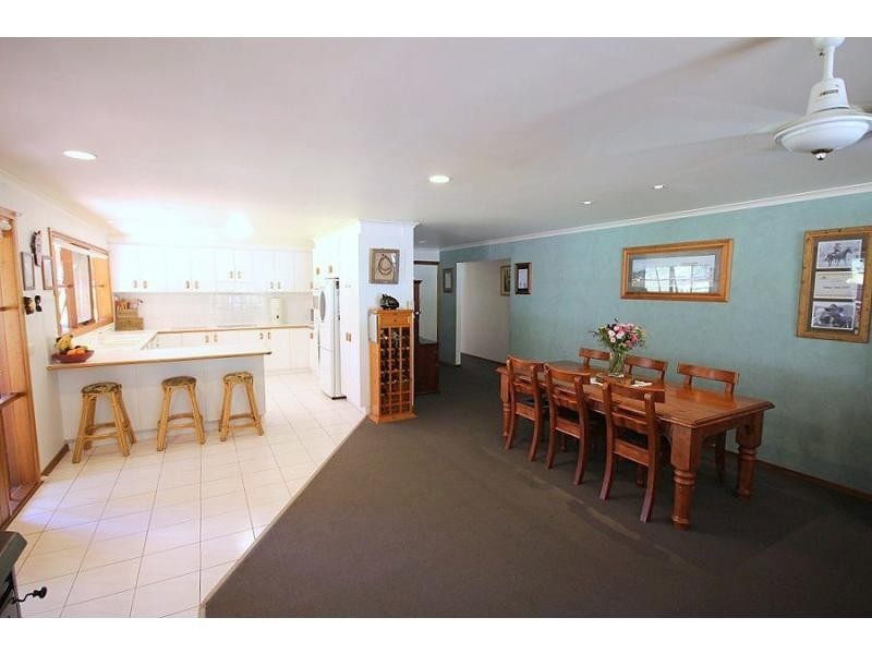 313 Back Creek Road, Lochiel NSW 2549