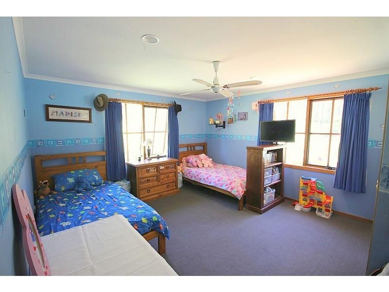 313 Back Creek Road, Lochiel NSW 2549
