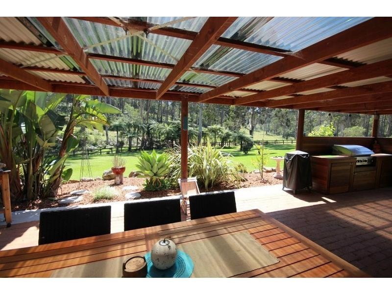 313 Back Creek Road, Lochiel NSW 2549