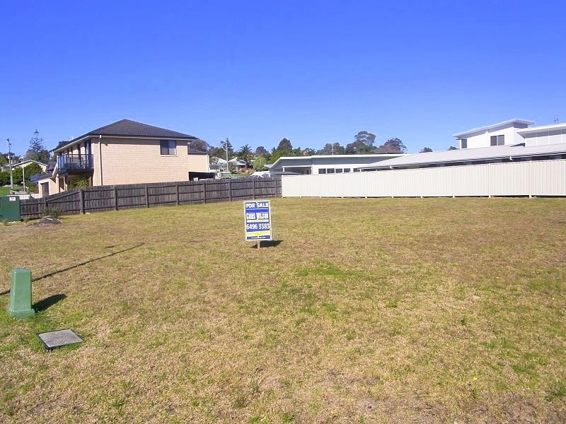 11 Wave Street, Eden NSW 2551