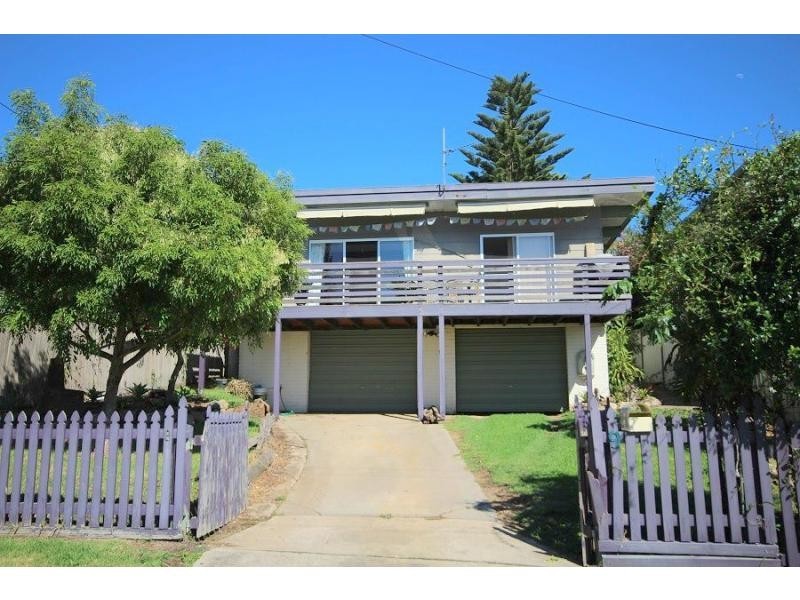 9 Flora Street, Eden NSW 2551