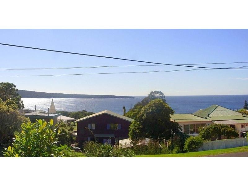 9 Flora Street, Eden NSW 2551