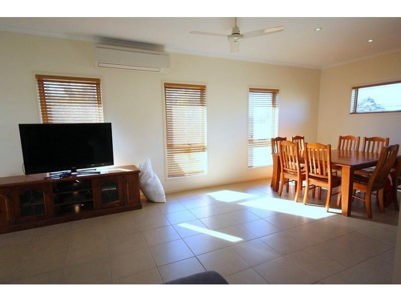 9 Wave Street, Eden NSW 2551