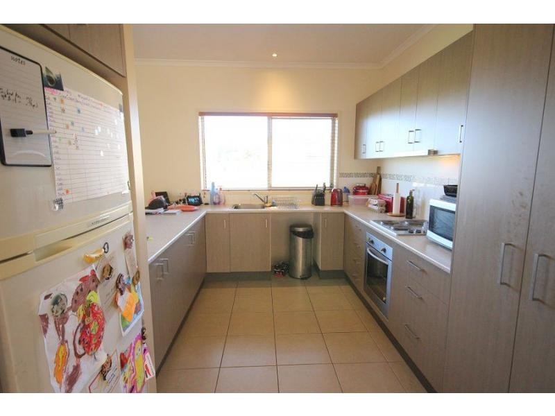 9 Wave Street, Eden NSW 2551