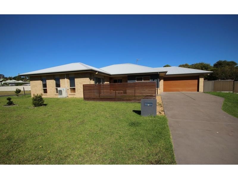 9 Wave Street, Eden NSW 2551