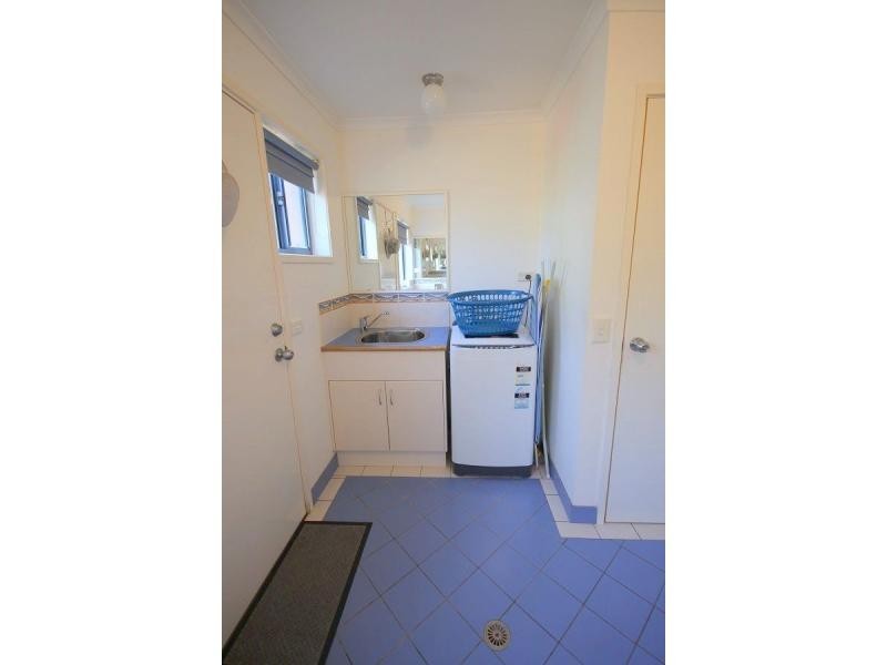 2/37 Ben Boyd Parade, Eden NSW 2551