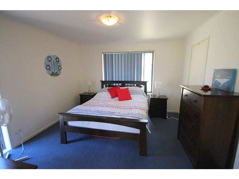 2/37 Ben Boyd Parade, Eden NSW 2551