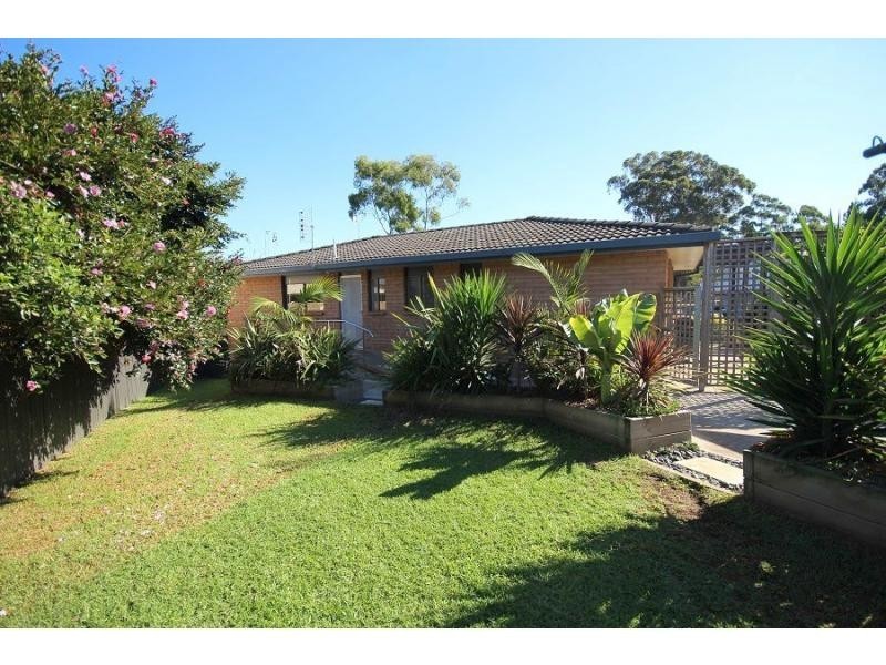 13 Idlewilde Crescent, Pambula NSW 2549