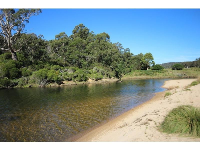 150 Jim McMahon Drive, Kiah NSW 2551