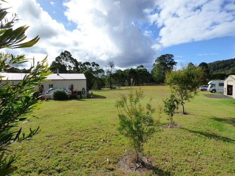 9 Bindaree Road, Lochiel NSW 2549