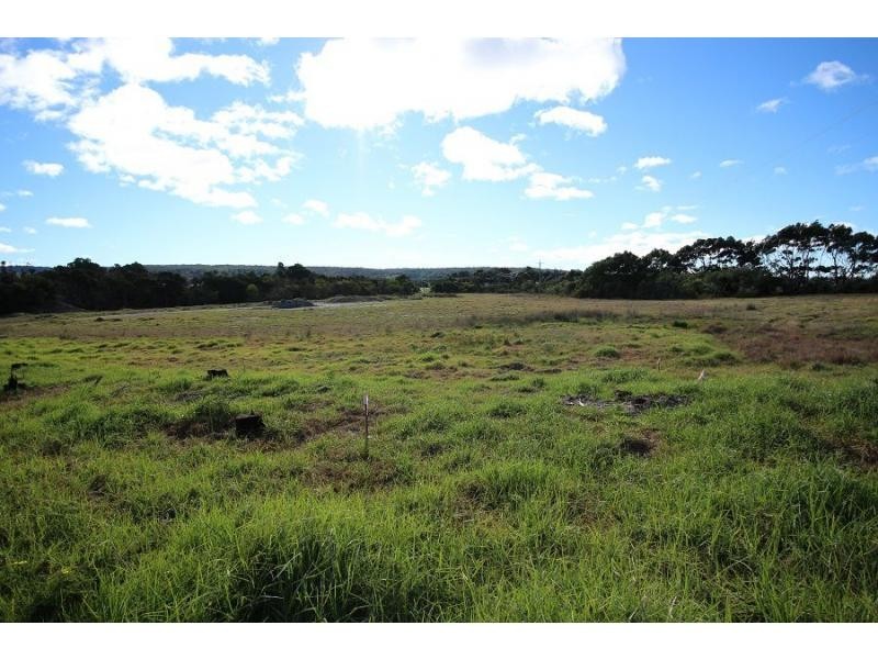 00 CNR BARCLAY & WAVE Street, Eden NSW 2551