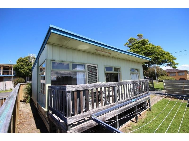 Unit 3/4 Yule Street, Eden NSW 2551