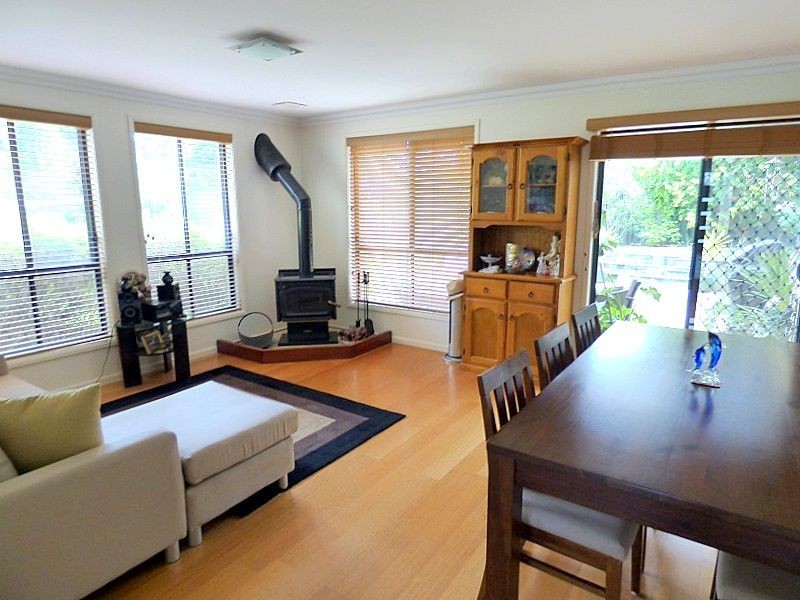 10 Kingfisher Circuit, Eden NSW 2551
