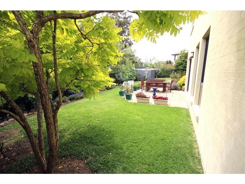 10 Kingfisher Circuit, Eden NSW 2551