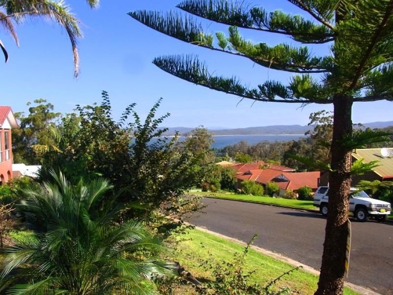 4 Andrea Street, Eden NSW 2551