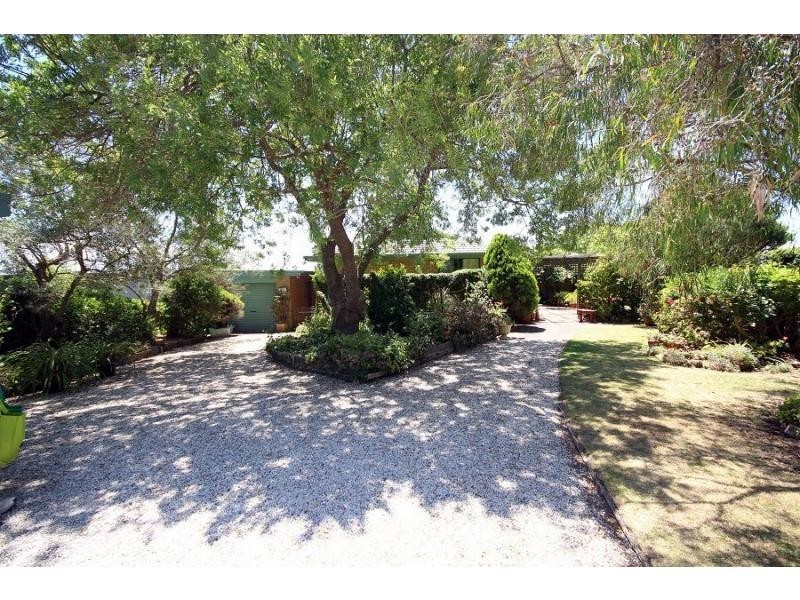 16 Yule Street, Eden NSW 2551