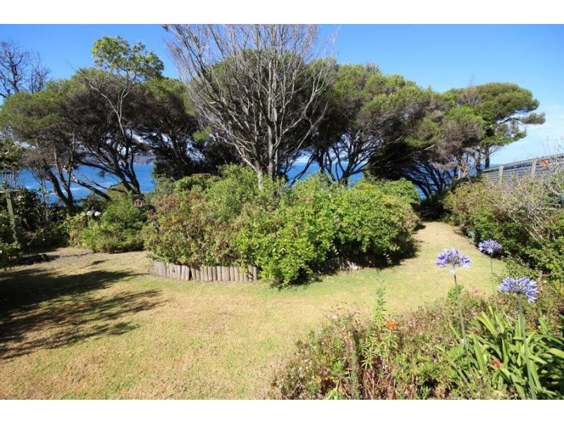 16 Yule Street, Eden NSW 2551