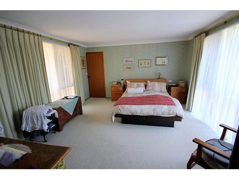 16 Yule Street, Eden NSW 2551