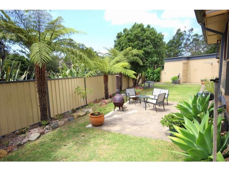 18 Emblen Street, Eden NSW 2551