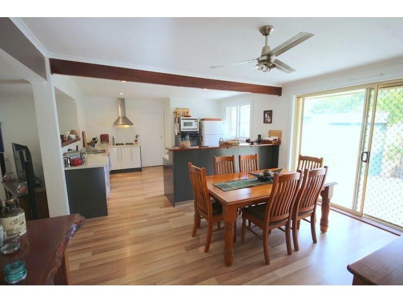 18 Emblen Street, Eden NSW 2551