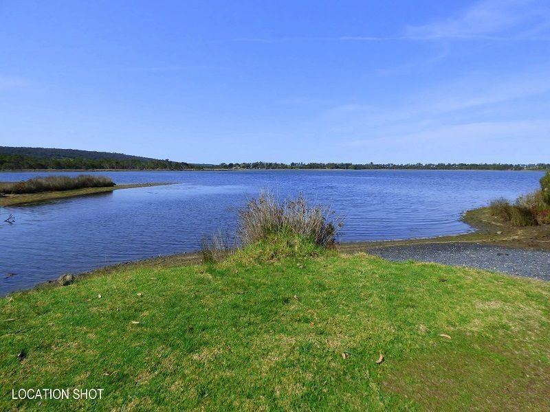 18 Emblen Street, Eden NSW 2551