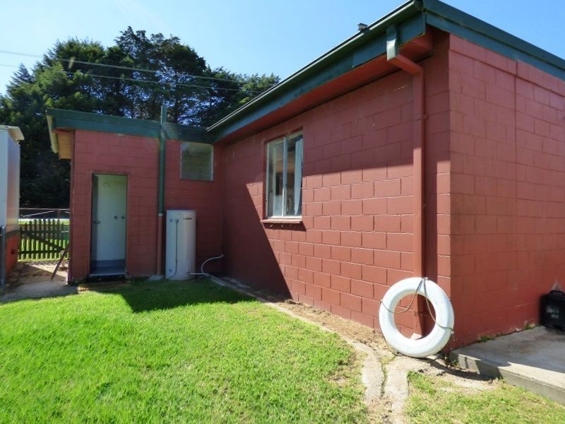 34 Government Road, Eden NSW 2551