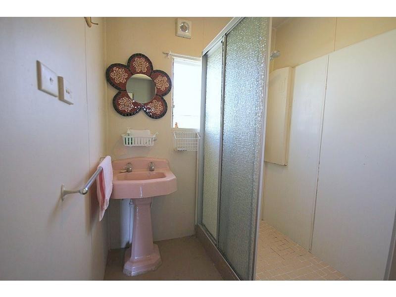 11 Lake Street, Eden NSW 2551