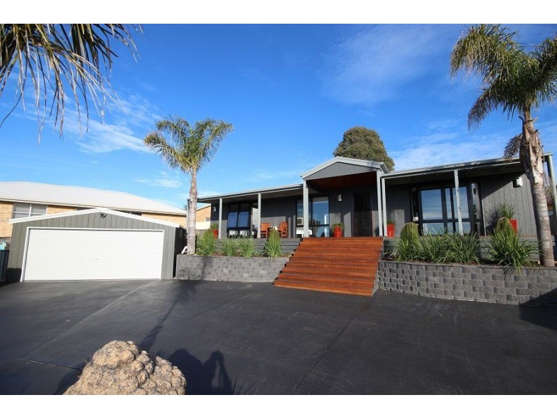 13 Blue Marlin Court, Eden NSW 2551