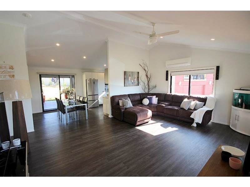 13 Blue Marlin Court, Eden NSW 2551