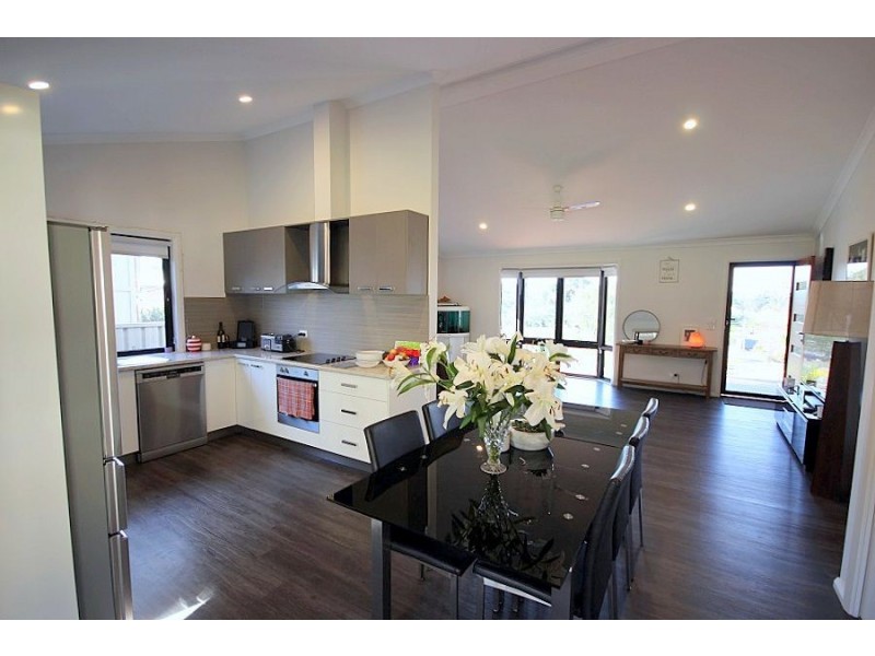 13 Blue Marlin Court, Eden NSW 2551