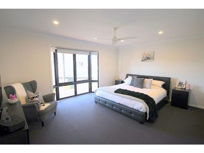 13 Blue Marlin Court, Eden NSW 2551