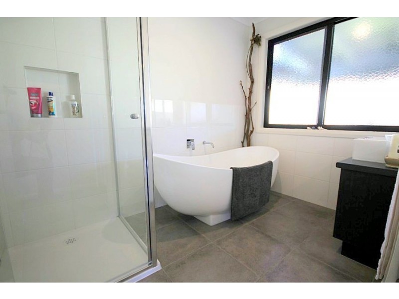 13 Blue Marlin Court, Eden NSW 2551