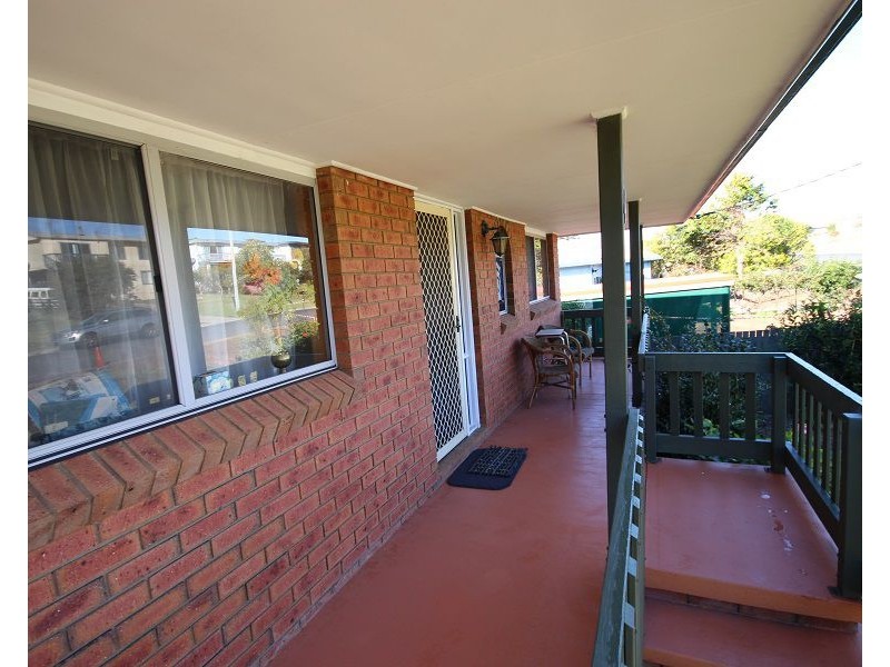 4 Flinders Street, Eden NSW 2551