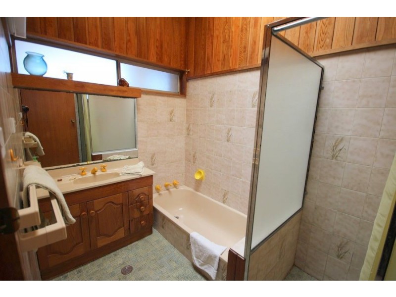 5 Bay Street, Eden NSW 2551