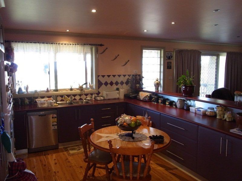 8 Hollydale Place, Eden NSW 2551