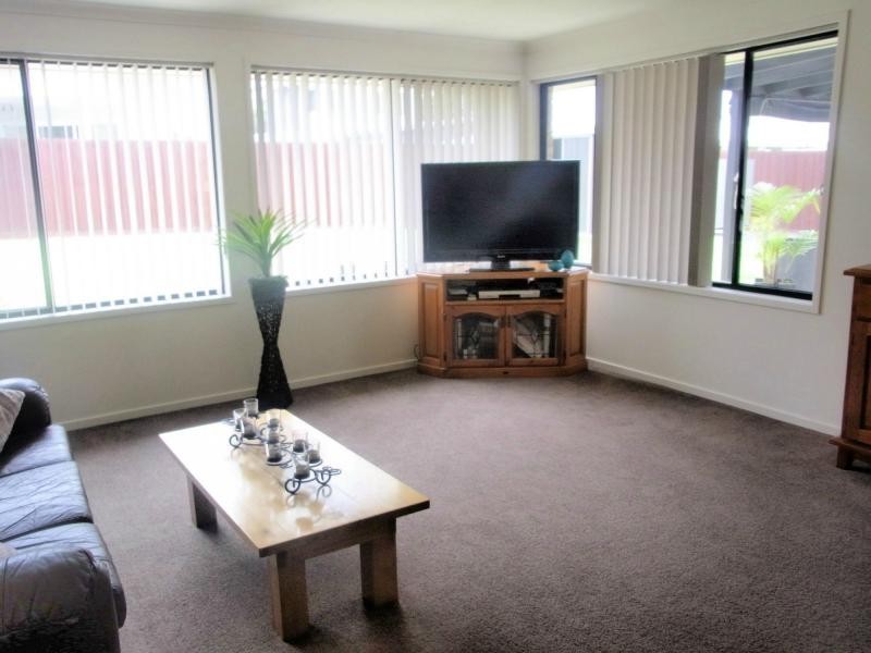 13 Wave Street, Eden NSW 2551