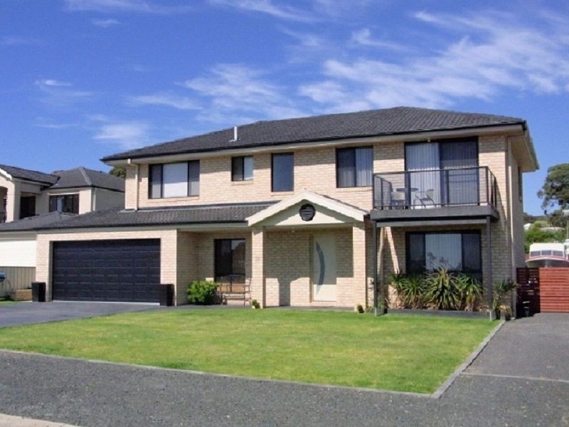 13 Wave Street, Eden NSW 2551