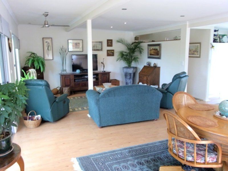 13 Emblen Street, Eden NSW 2551