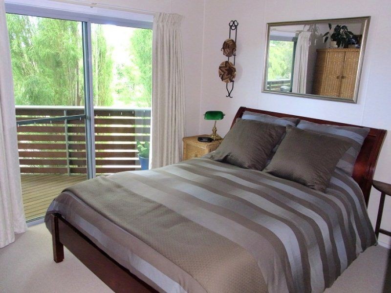 13 Emblen Street, Eden NSW 2551